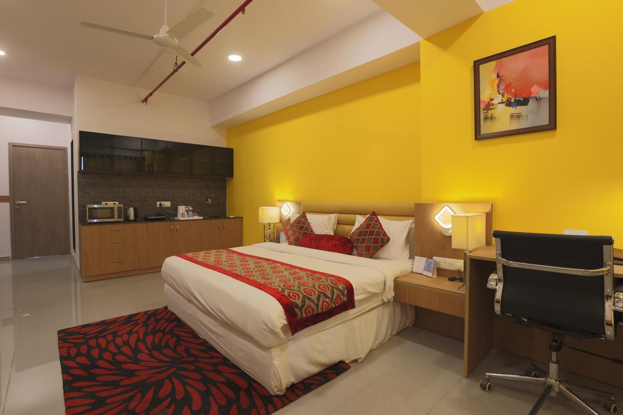 Hotel Downtown Gandhinagar Exterior foto
