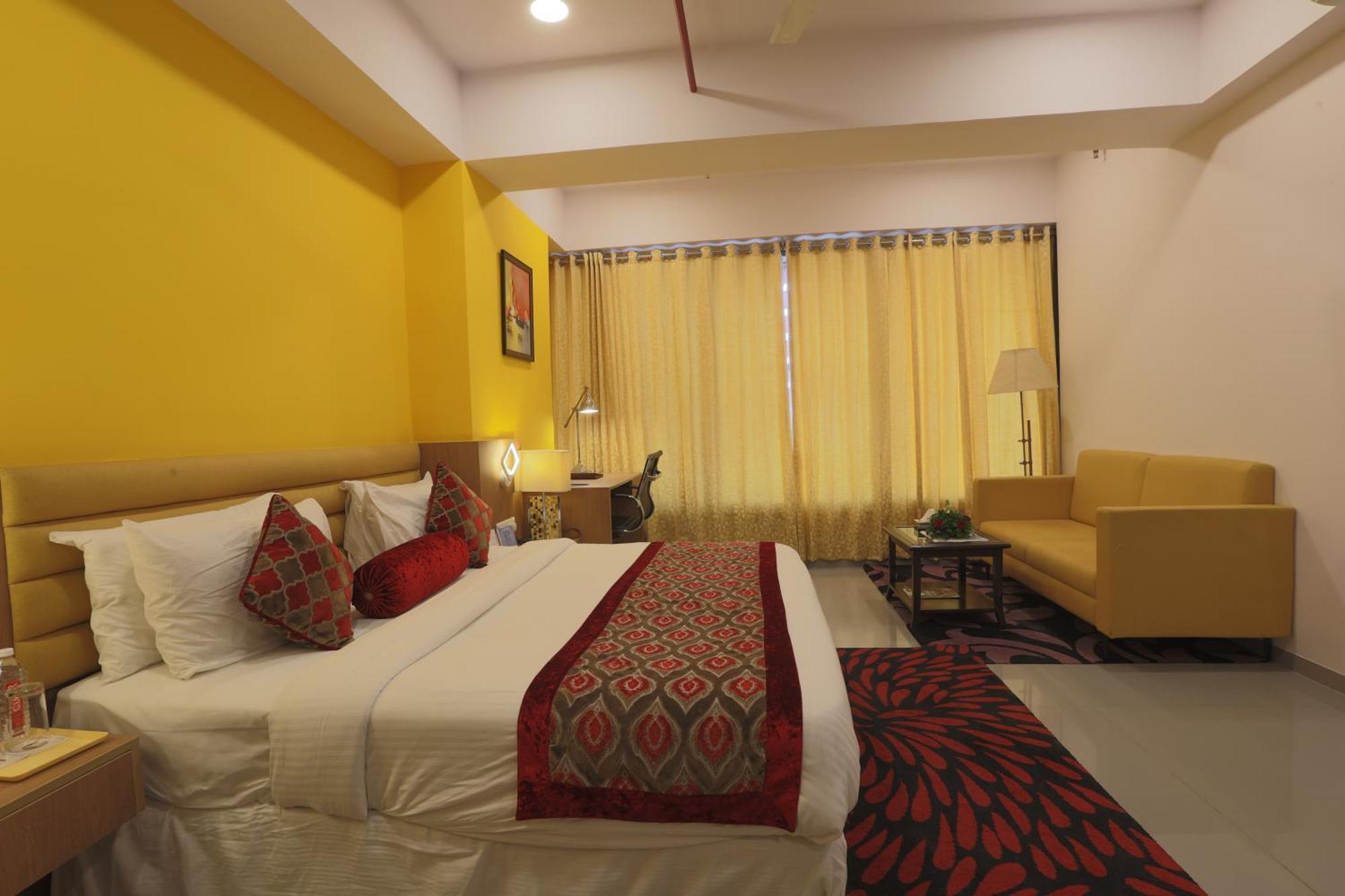 Hotel Downtown Gandhinagar Exterior foto